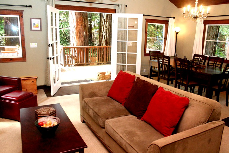 Cabins (United States of America, Guerneville, California)