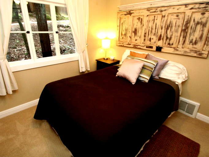 Cabins (United States of America, Guerneville, California)