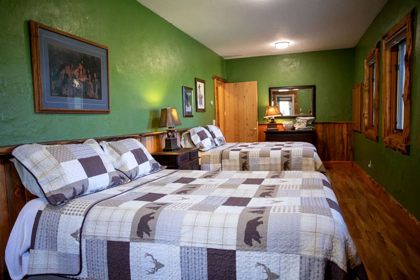 Rustic, Private Log Cabin Lodge in the Wilderness of Colorado, Perfect for a Family Getaway