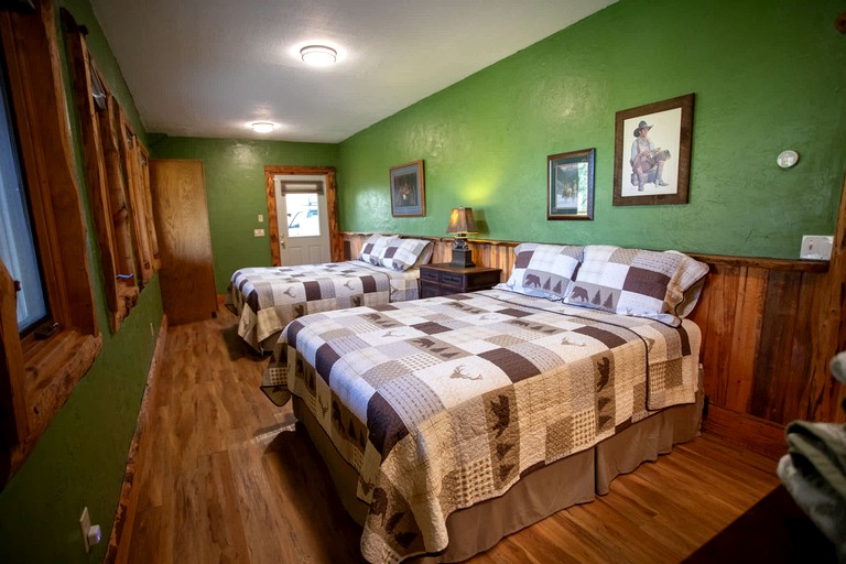 Log Cabins (United States of America, --, Colorado)