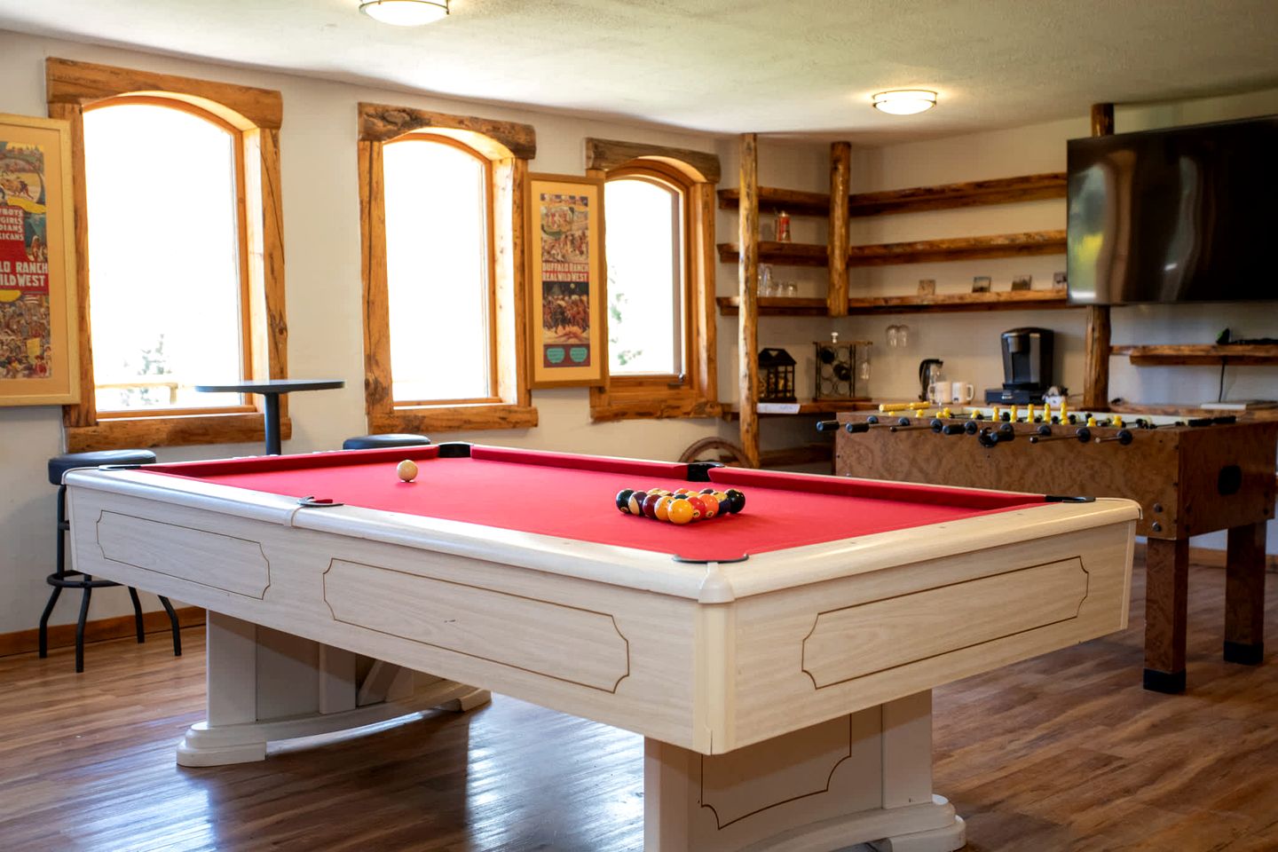 Rustic, Private Log Cabin Lodge in the Wilderness of Colorado, Perfect for a Family Getaway