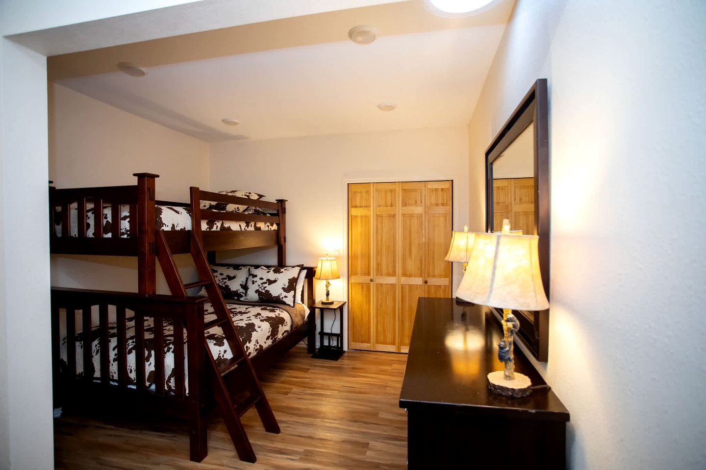 Rustic, Private Log Cabin Lodge in the Wilderness of Colorado, Perfect for a Family Getaway