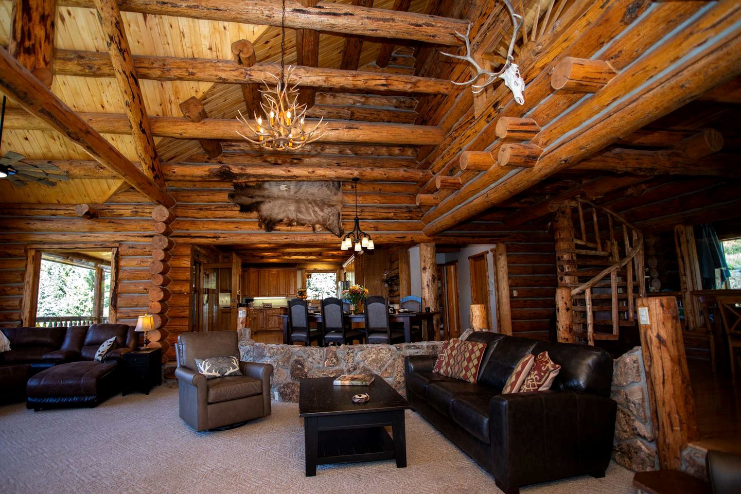 Rustic, Private Log Cabin Lodge in the Wilderness of Colorado, Perfect for a Family Getaway
