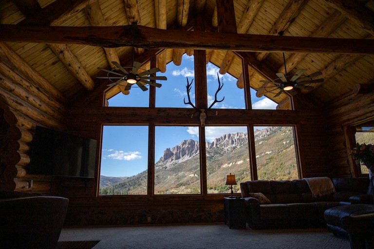 Log Cabins (United States of America, --, Colorado)