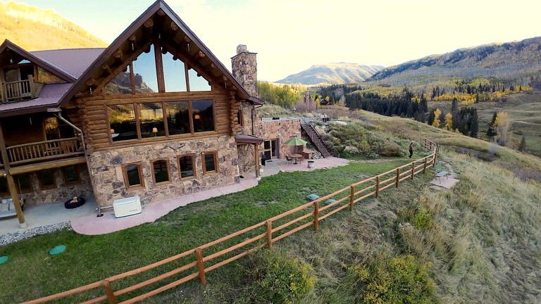 Log Cabins (United States of America, --, Colorado)