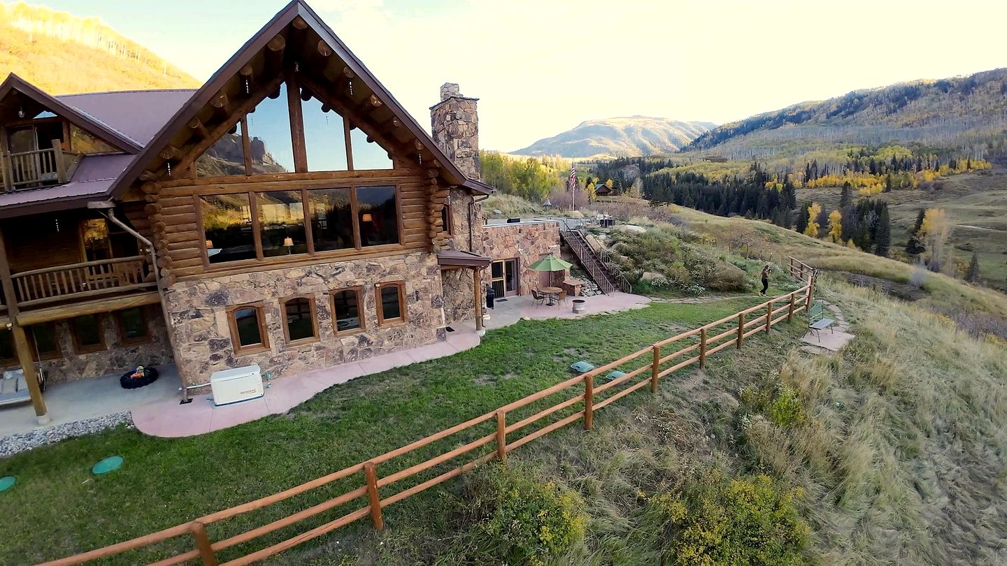 Rustic, Private Log Cabin Lodge in the Wilderness of Colorado, Perfect for a Family Getaway