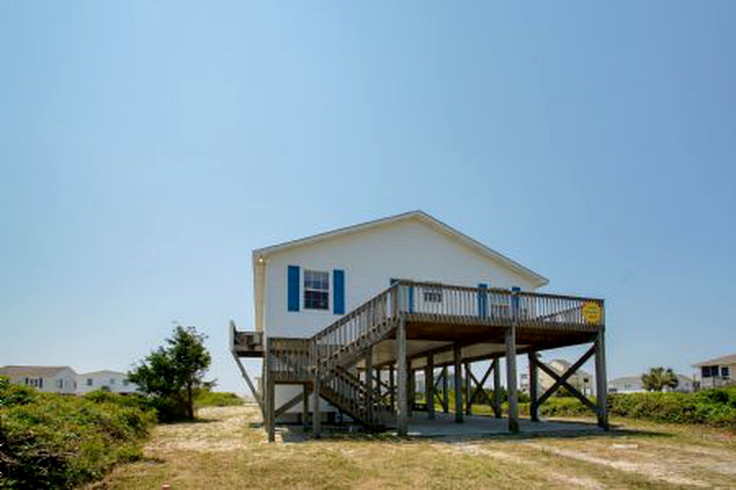 Oak Island Cottage near North Carolina's Intracoastal Waterway