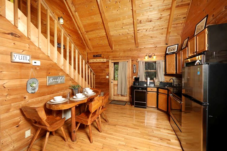 Log Cabins (Sevierville, Tennessee, United States)