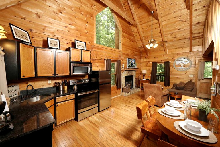 Log Cabins (Sevierville, Tennessee, United States)