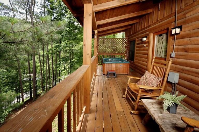 Log Cabins (Sevierville, Tennessee, United States)