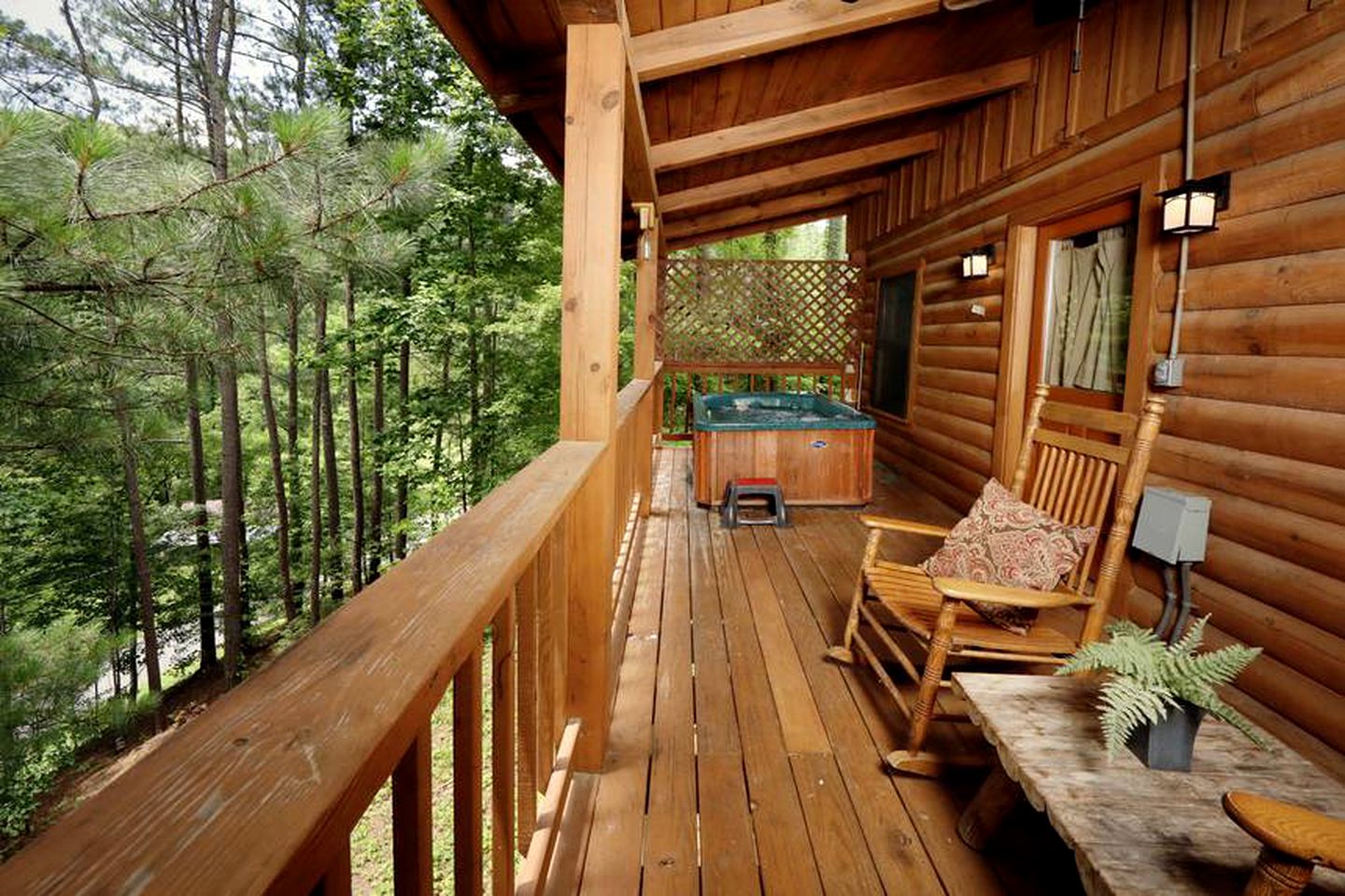 Pet-Friendly Log Cabin Rental with Wi-Fi and Netflix in Sevierville, Tennessee