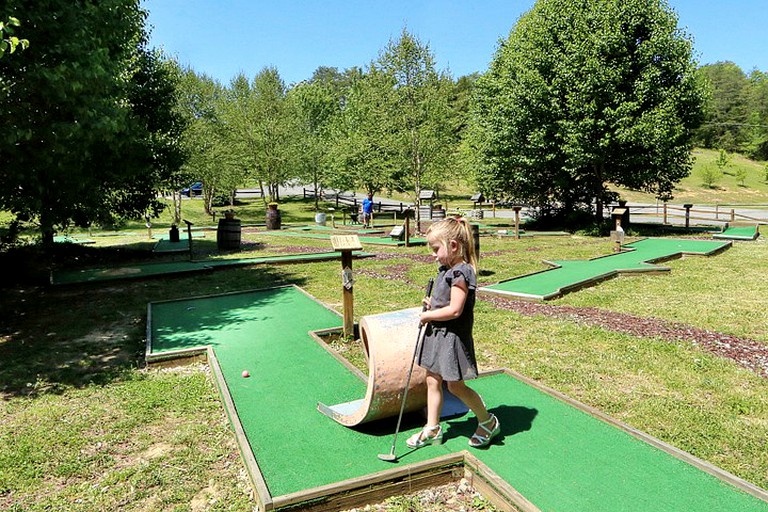 Log Cabins (Sevierville, Tennessee, United States)