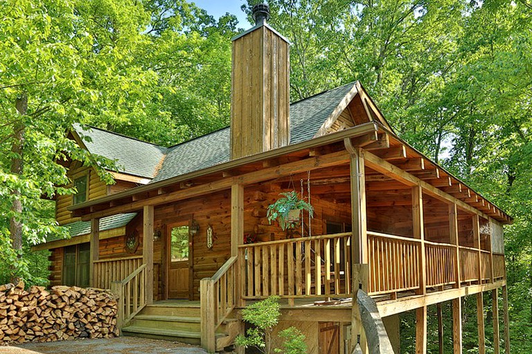 Log Cabins (Sevierville, Tennessee, United States)