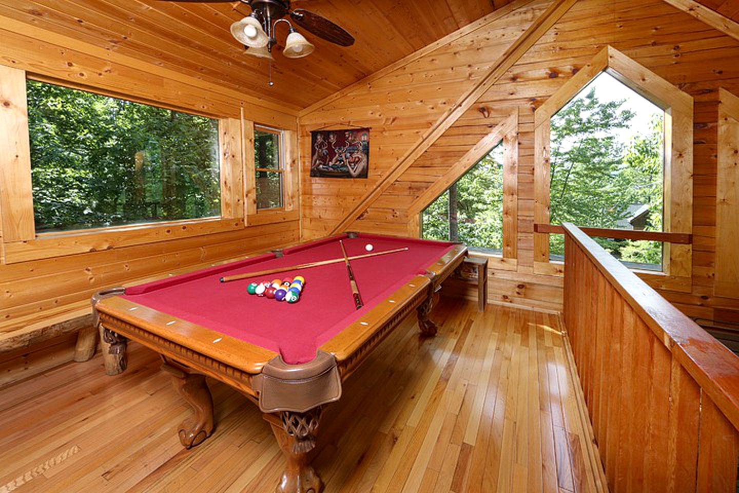 Elegant Log Cabin Rental with Outdoor Hot Tub in Sevierville, Tennessee