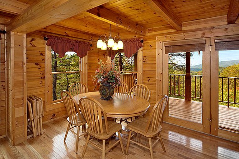 Log Cabins (Sevierville, Tennessee, United States)