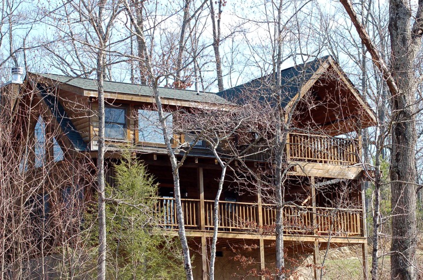 Dog-Friendly Log Cabin with Hot Tub and Pool Table in Sevierville, Tennessee