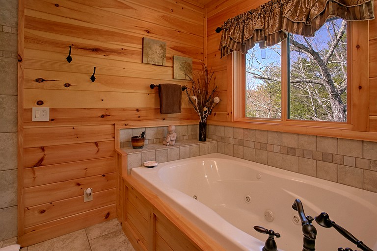 Cabin (Gatlinburg, Tennessee, United States)