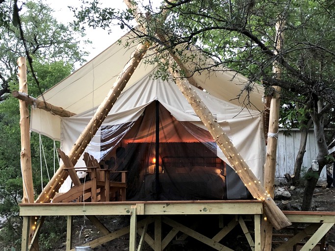 Safari Tents (Spicewood, Texas, United States)