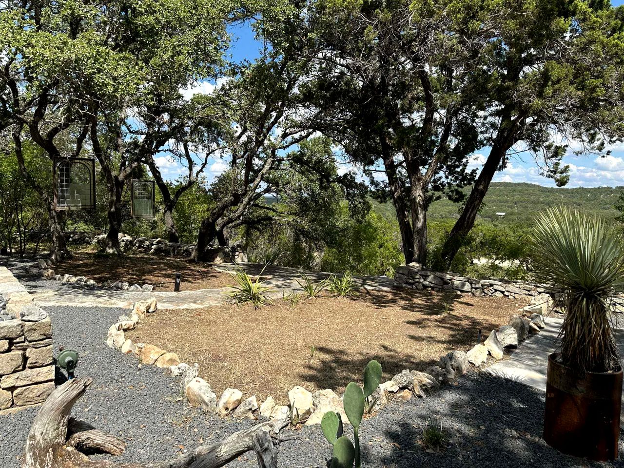 Secluded Yurt for a Romantic Getaway in Dripping Springs, Texas