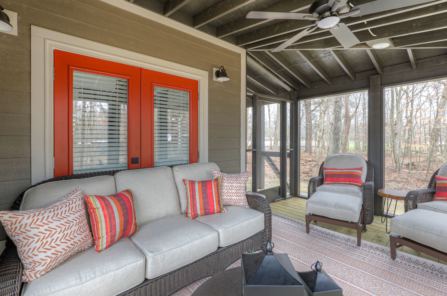 Incredible Cabin with Fire Pit and Great Vistas in Monteagle, Tennessee