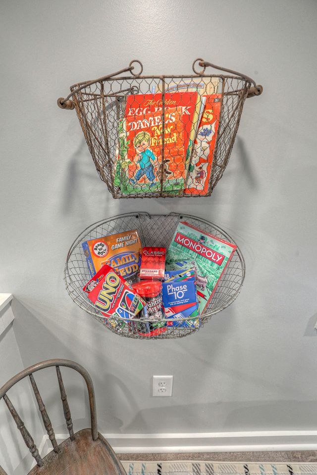 Incredible Cabin with Fire Pit and Great Vistas in Monteagle, Tennessee