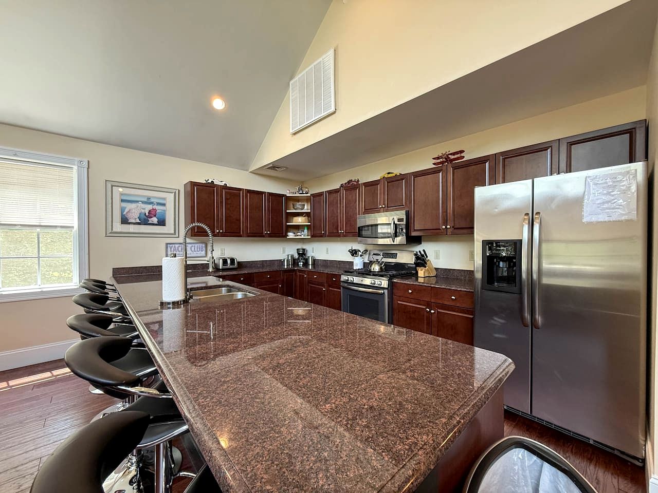 Luxury Side-by-Side Vacation Homes with Hot Tubs near Downtown North Conway, New Hampshire