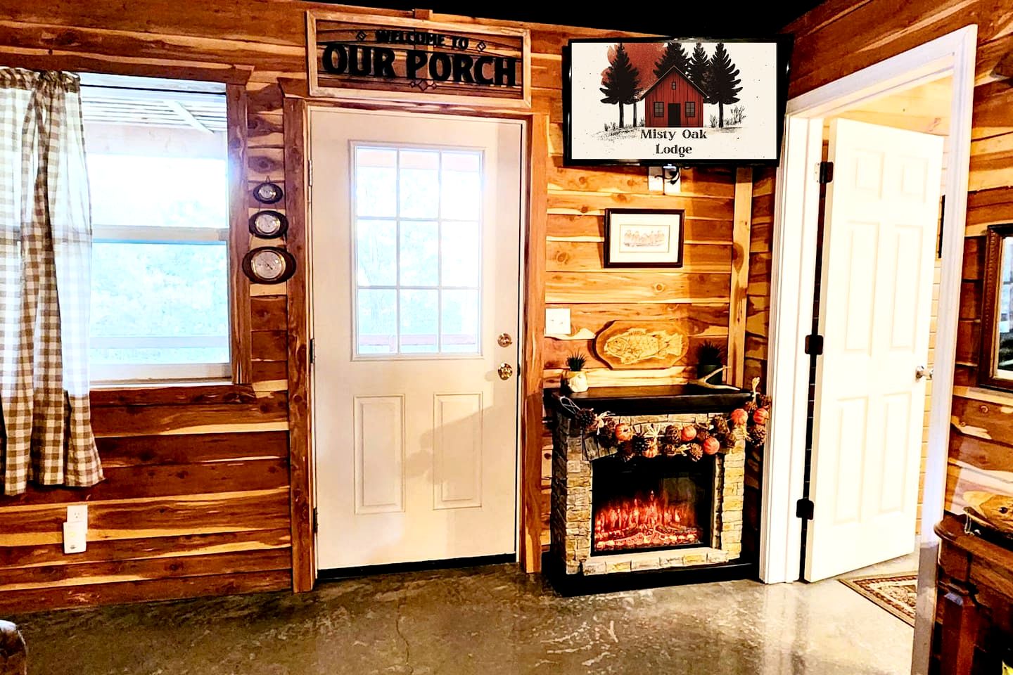 Peaceful Woodland Lodge on 8 Acres Near Bennett Spring State Park – Lebanon, Missouri