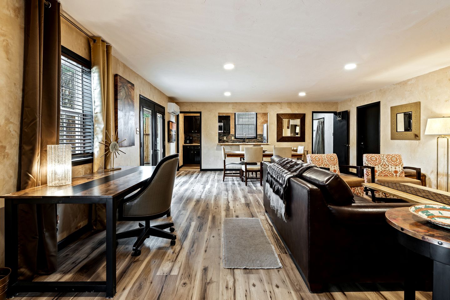 Newly Renovated Vacation Rental with Private Patio Near Glamping & RV Park in Taos, New Mexico