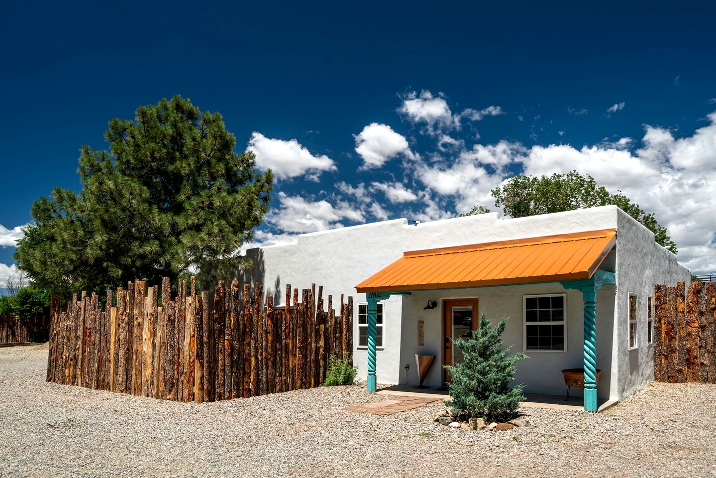 Newly Renovated Vacation Rental with Private Patio Near Glamping & RV Park in Taos, New Mexico