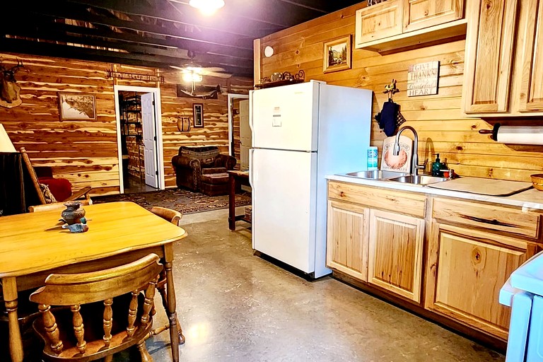 Cabins (United States of America, Lebanon, Missouri)