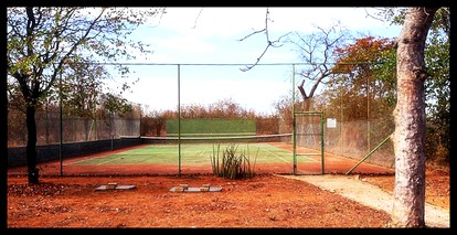 Luxury Hut Rental at Resort Surrounded by African Bushland near Kruger National Park - Photo 2