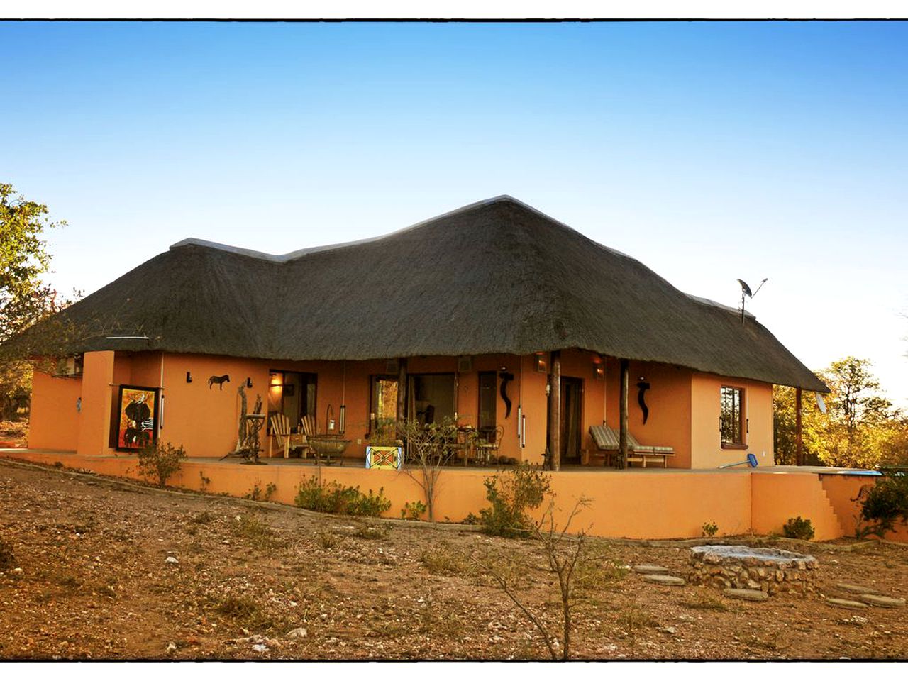 Luxury Hut Rental at Resort Surrounded by African Bushland near Kruger National Park