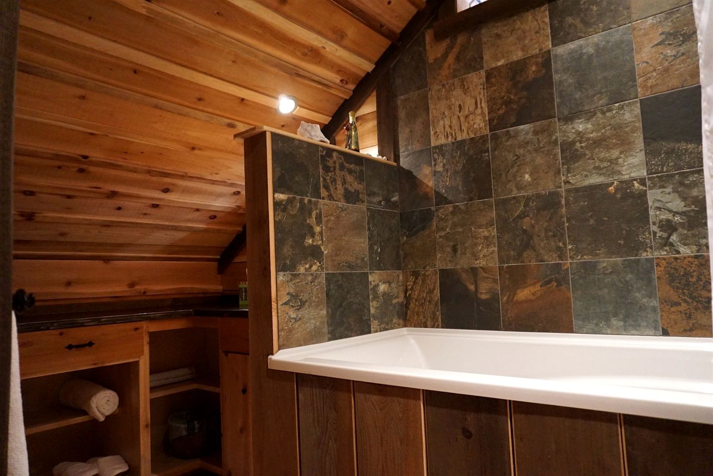 Vintage Canadian-Themed Cabin Nestled next to a Mountain Creek near Nelson, British Columbia