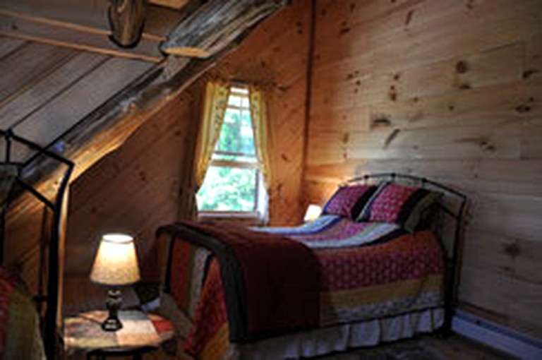 Cabins (St. Johnsville, New York, United States)