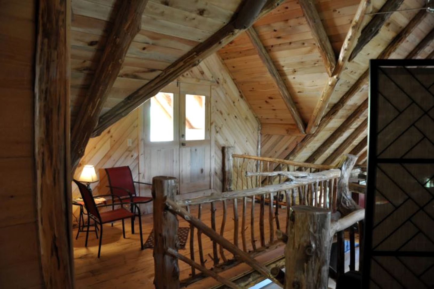 Secluded Bed and Breakfast Retreat with Beautiful Natural Surroundings near Great Sacandaga Lake, New York