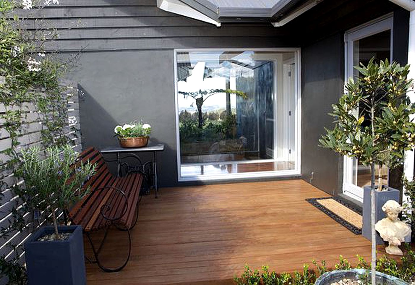Luxury Vacation Accommodation for Four Guests near KeriKeri, North Island