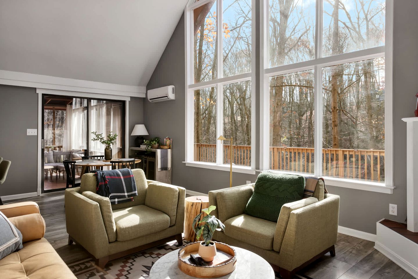 Cozy Cabin in the Heart of West Virginia, near Shenandoah National Park, with WiFi and a Fire Pit