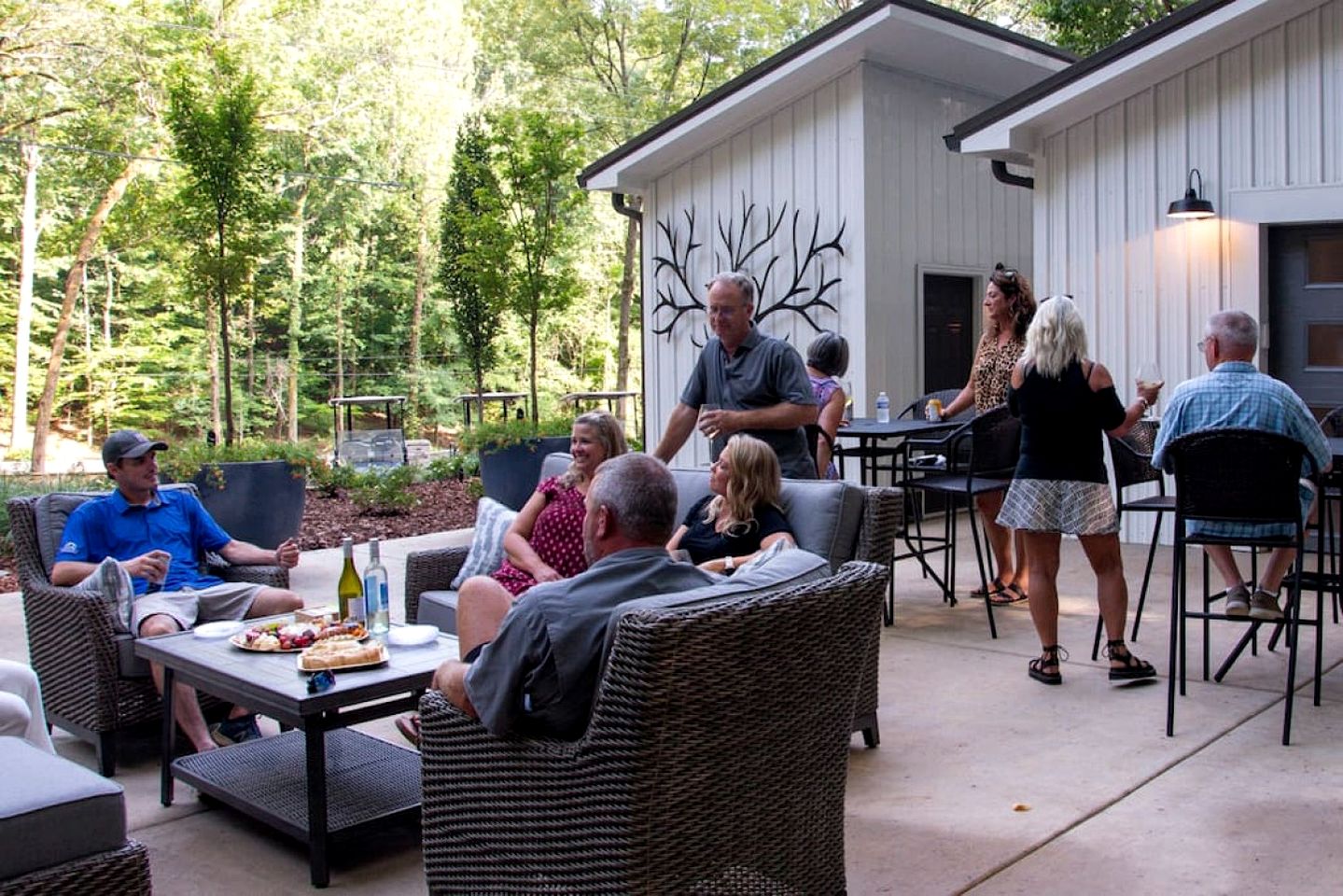 Lofted Romantic Tree House Immersed in Nature in Alabama