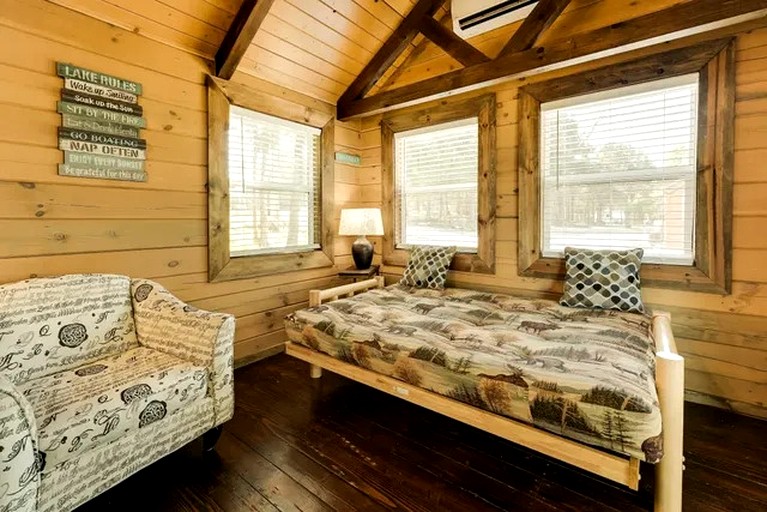 Cabins (United States of America, Branson, Missouri)