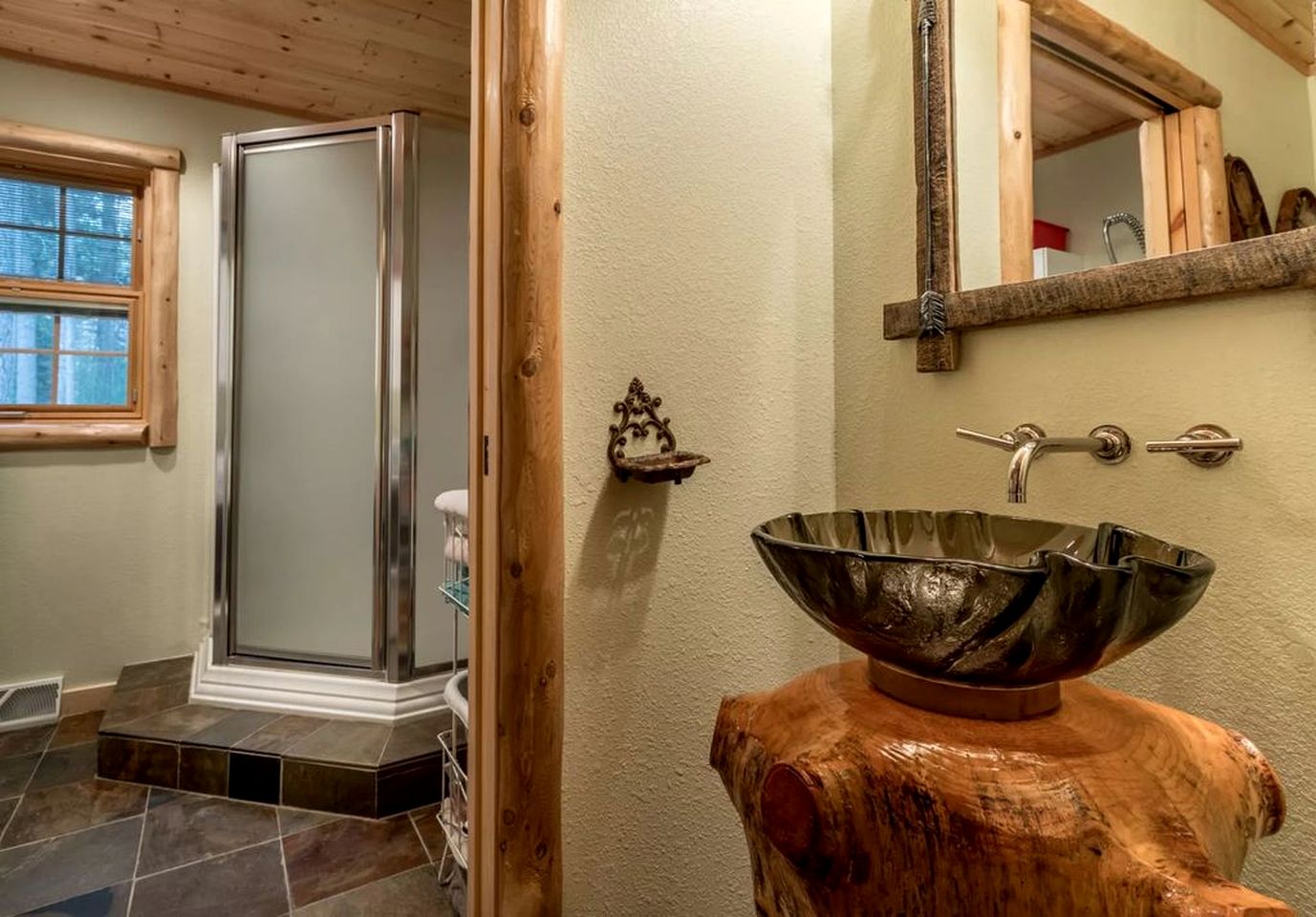 Log Cabin Elegance: Your Private Haven on 5 Acres of Hazelhurst Waterfront