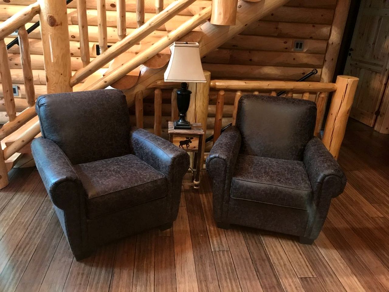 Log Cabin Elegance: Your Private Haven on 5 Acres of Hazelhurst Waterfront