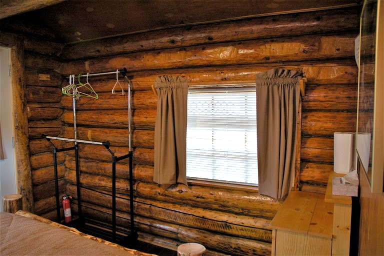 Log Cabins (United States of America, Cooper Landing, Alaska)