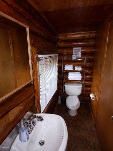 Log Cabins (United States of America, Cooper Landing, Alaska)