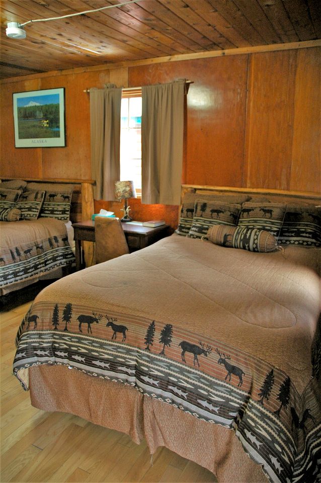 Delightful Log Cabin for a Serene Getaway Along the Kenai River, Alaska