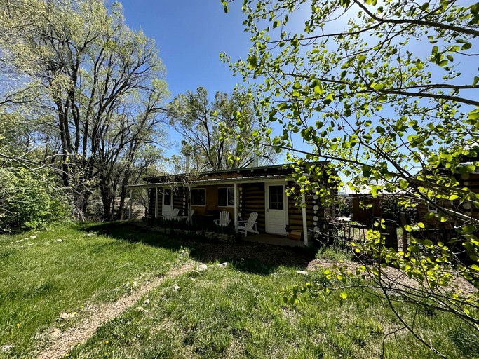 Log Cabins (United States of America, Taos Ski Valley, New Mexico)