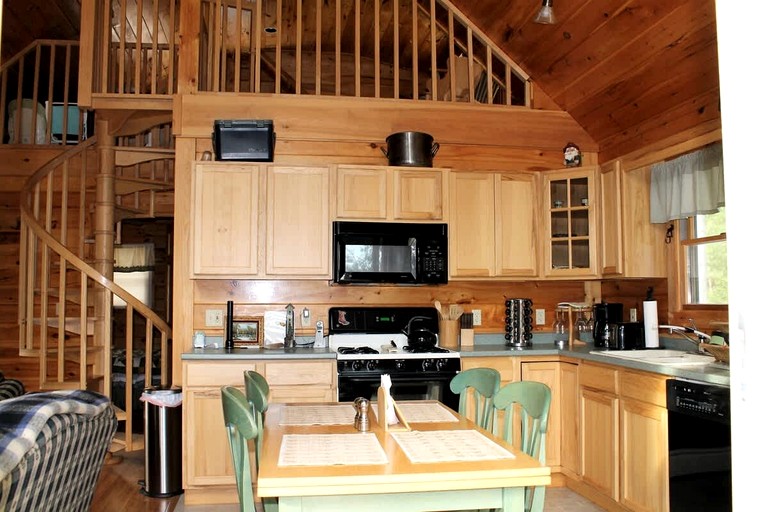 Log Cabins (United States of America, Sullivan, Maine)