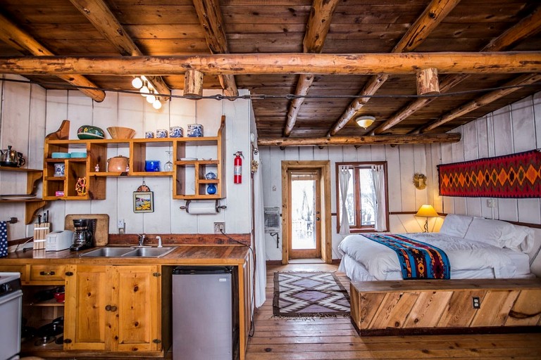 Cabins (United States of America, San Cristobal, New Mexico)