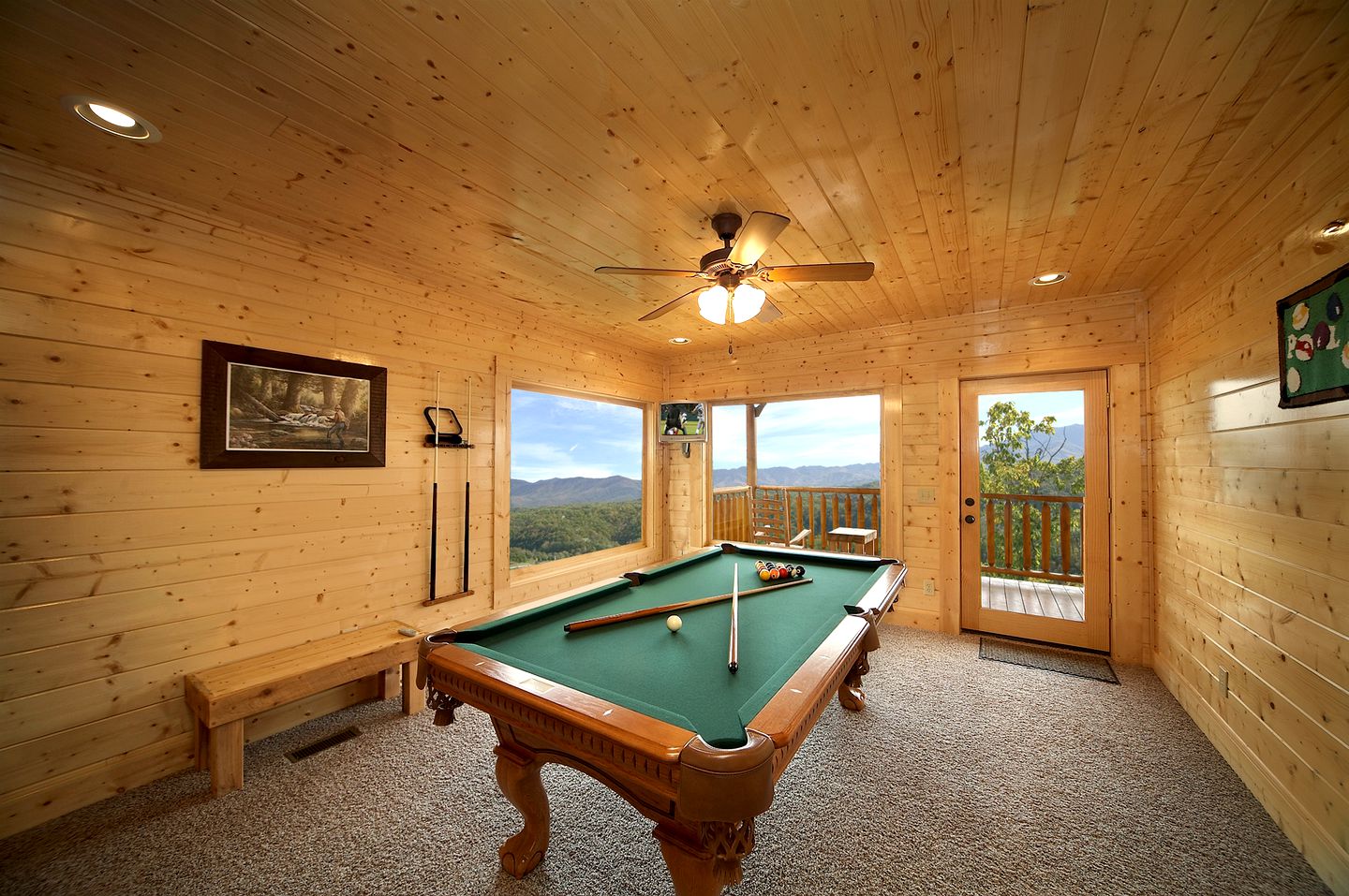 Luxury Log Cabin Rental for Smoky Mountain Glamping in Sevierville, Tennessee