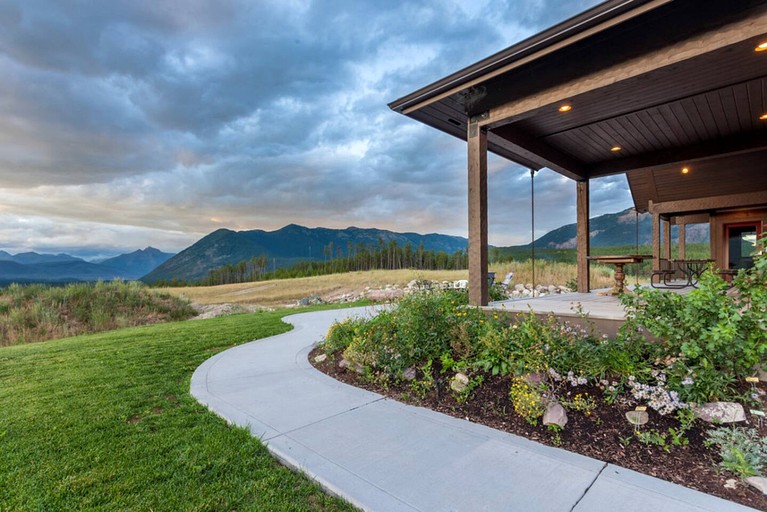 Log Cabins (United States of America, West Glacier, Montana)