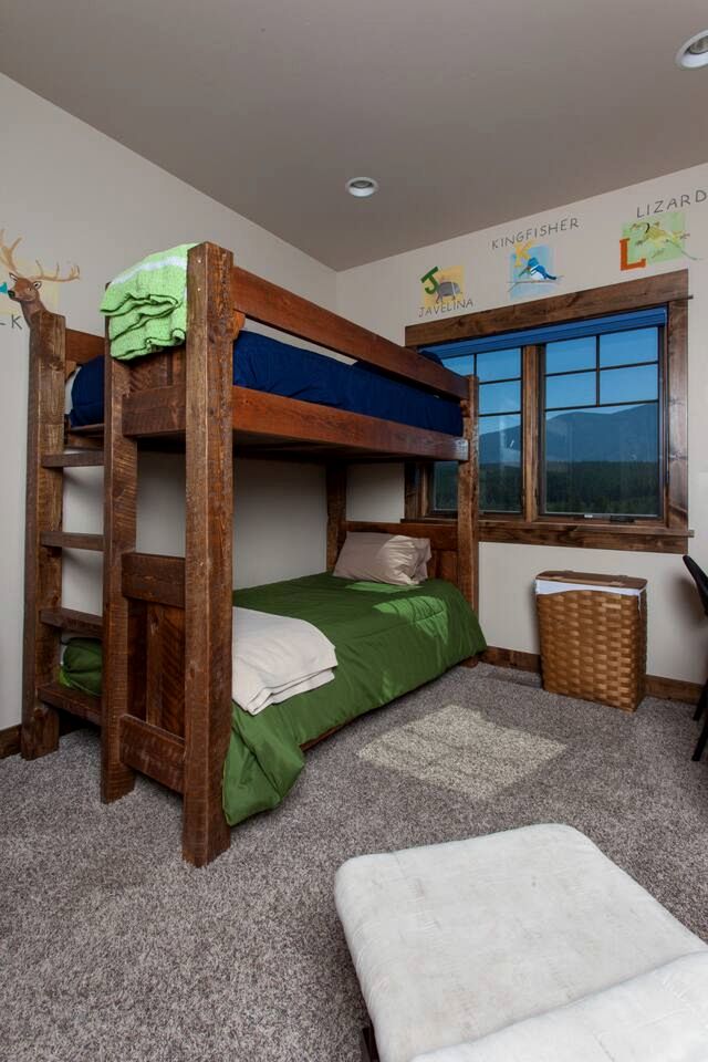 Amazing Log Cabin Rental with Pool Table in the Mountains in West Glacier, Montana